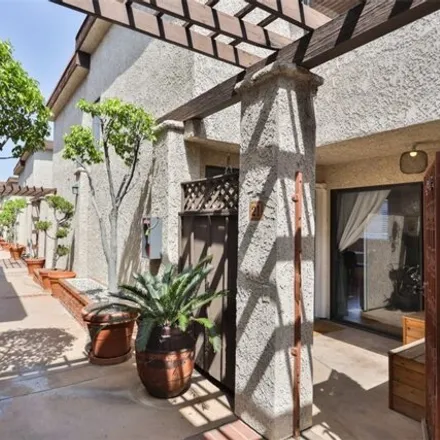 Image 7 - El Proyecto, Alley 80356, Los Angeles, CA 91402, USA - Townhouse for sale