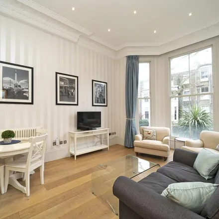Rent this 1 bed apartment on Holland Inn Hotel in 59 Holland Road, London