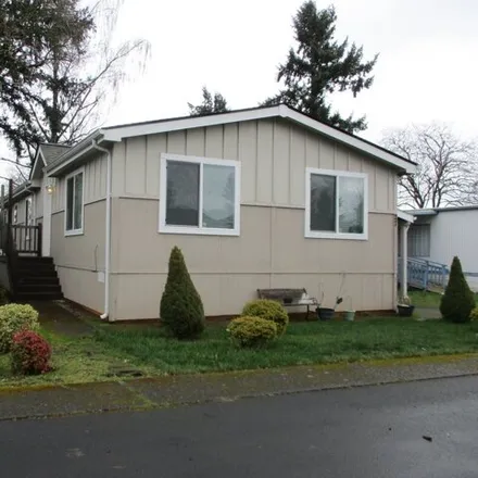 Buy this studio apartment on Mount Pleasant Mobile Home in Oregon City, OR