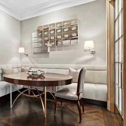 Image 3 - 66 East 66th Street, New York, NY 10065, USA - Apartment for sale