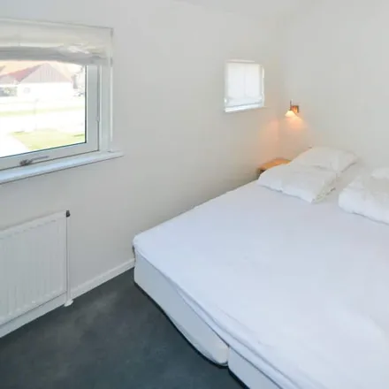 Rent this 2 bed apartment on Region Midtjylland in Specialområde Børn og Unge, Sindalsvej