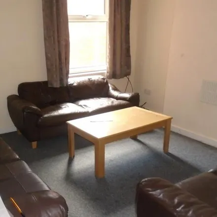 Image 1 - 22 Luton Road, Selly Oak, B29 7BN, United Kingdom - House for rent