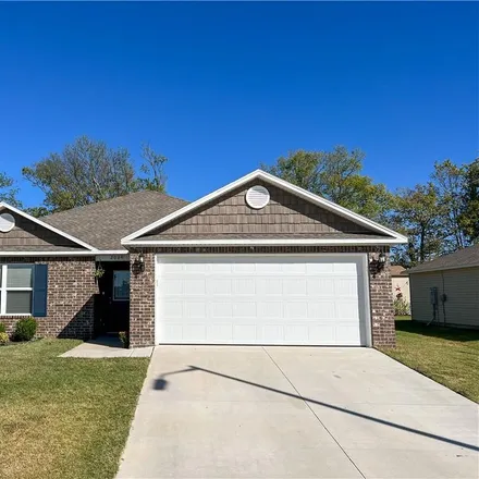 Buy this 3 bed house on 24 Yarmouth Drive in Bella Vista, AR 72715