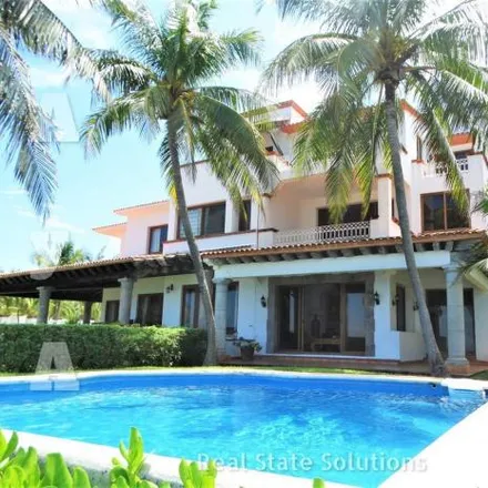 Buy this 4 bed house on Boulevard Kukulcán in 75500 Cancún, ROO