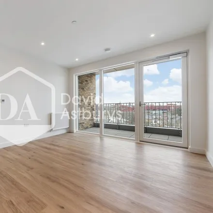 Image 1 - Mary Neuner Road, London, N8 0FR, United Kingdom - Apartment for rent