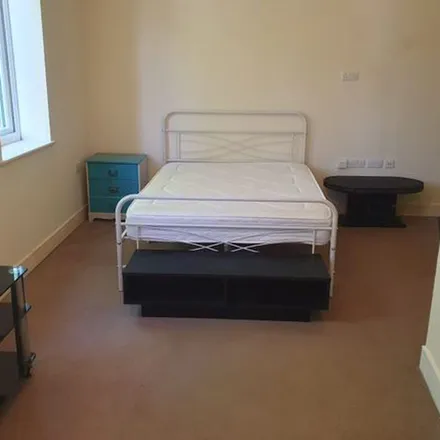 Rent this 1 bed apartment on Athelstan Road in London, RM3 0QD