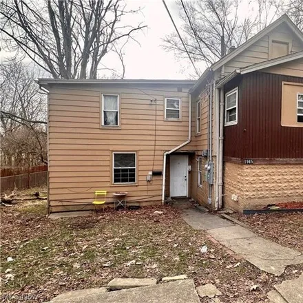 Buy this 4 bed house on 2027 Russell Avenue in Youngstown, OH 44509