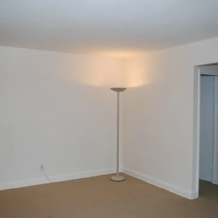 Rent this 1 bed apartment on 112 Fleetwood Avenue in Fleetwood, City of Mount Vernon