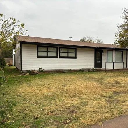 Image 3 - 2130 41st Street, Snyder, TX 79549, USA - House for sale
