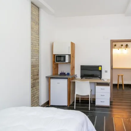 Image 3 - Carrer de la Conserva, 17, 46023 Valencia, Spain - Room for rent