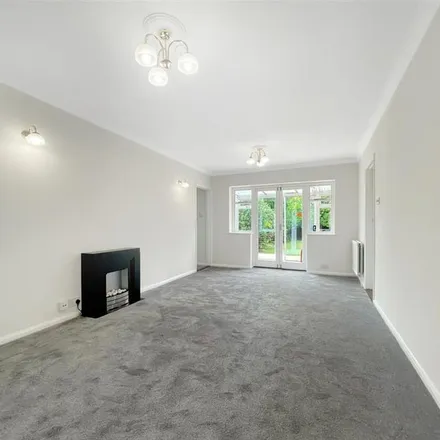 Image 4 - Lansdell Avenue, High Wycombe, HP12 4UQ, United Kingdom - Apartment for rent