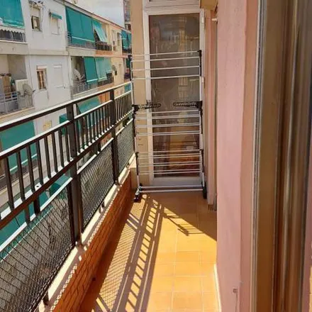 Image 7 - calle Cerdá, 03009 Alicante, Spain - Apartment for rent