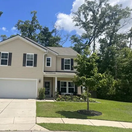 Rent this 5 bed house on 255 Pavilion St in Summerville, South Carolina