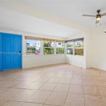 Image 6 - 820 Northeast 17th Terrace, Fort Lauderdale, FL 33304, USA - Townhouse for sale