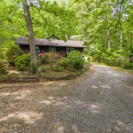 Image 9 - 247 Skyuka Mountain Rd, Columbus, North Carolina, 28722 - House for sale