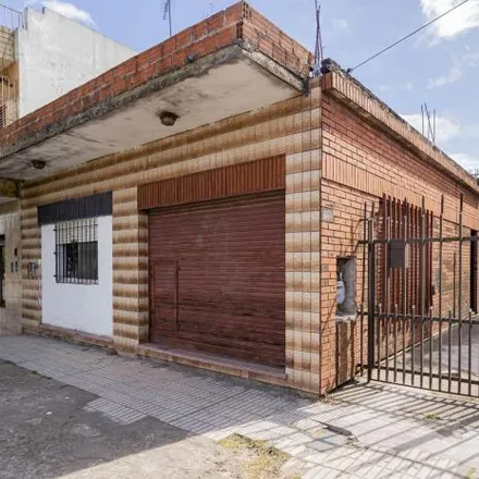 Buy this 3 bed house on 908 - Doctor Miguel Rosella 10253 in Partido de Tres de Febrero, 1657 El Libertador