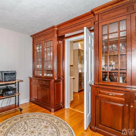 Image 8 - 49 Voorhees Place, Metuchen, NJ 08840, USA - House for sale