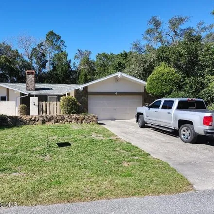 Buy this 2 bed house on 6 Pine Drive in Citrus County, FL 34446
