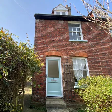 Rent this 3 bed duplex on London Road in Westerham, TN16 1DT