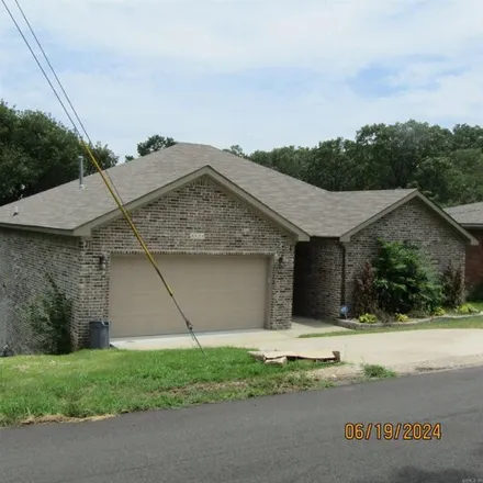 Buy this 3 bed house on 4624 West Dr in North Little Rock, Arkansas