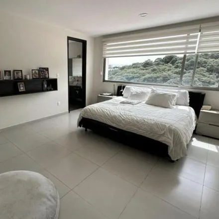 Buy this 3 bed house on Privada Puerta de Granada in Bosque de Orozuz, 52930 Ciudad López Mateos