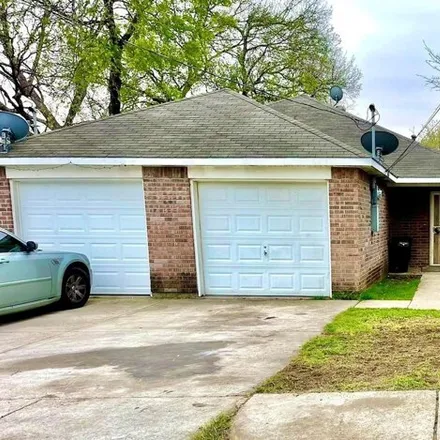 Rent this 3 bed house on 5008 Chapman Street in Fort Worth, TX 76105
