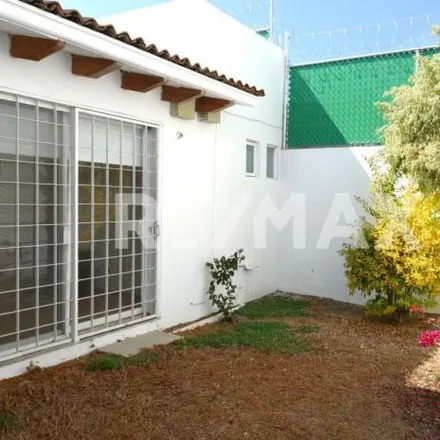 Rent this 3 bed house on Avenida Jurica San Juan in Delegaciön Santa Rosa Jáuregui, 76100 Juriquilla