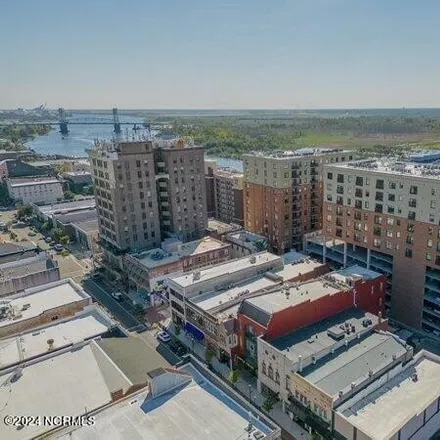 Image 2 - Chadsworth's 1.800.Columns, Grace Street, Wilmington, NC 28401, USA - Condo for sale