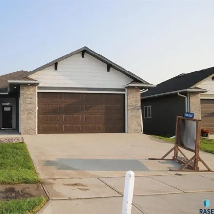 Buy this 2 bed house on South Spirea Avenue in Sioux Falls, SD 57110