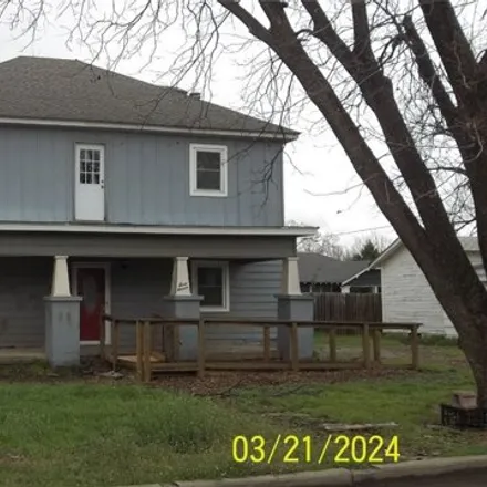 Buy this 4 bed house on 525 North Indiana Avenue in Mangum, OK 73554