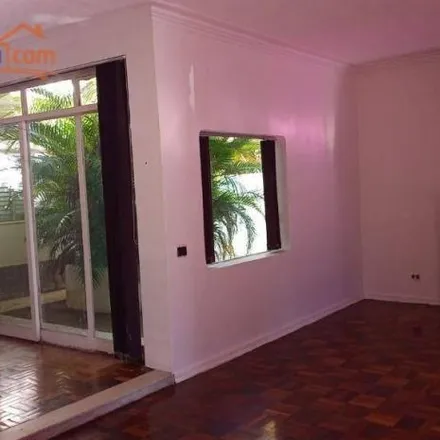 Buy this 4 bed house on ICBEU Unidade II in Avenida Barão do Rio Branco 1097, Jardim Esplanada II