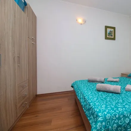 Rent this 1 bed apartment on 22030 Grad Šibenik