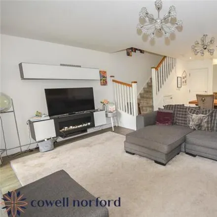 Buy this 3 bed townhouse on Field View Lane in Norden, OL12 7TS