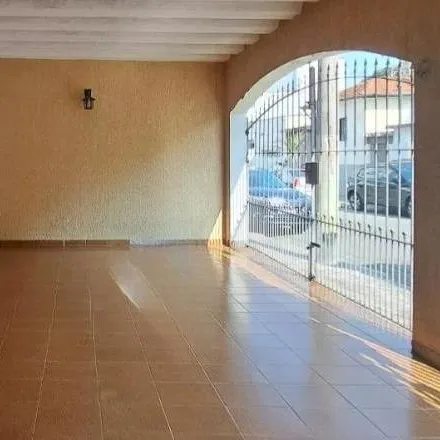 Buy this 2 bed house on Rua Padre Anchieta in Boa Vista, São Caetano do Sul - SP