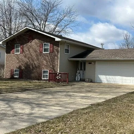 Buy this 4 bed house on 1152 South Viola Street in Milbank, SD 57252