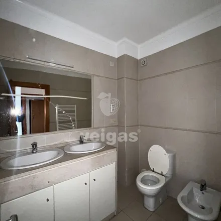 Image 7 - Queluz-Belas, Praceta Joaquim Casimiro, Sintra, Portugal - Apartment for rent