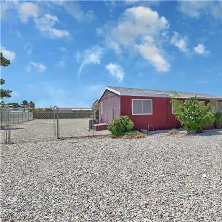 Buy this studio apartment on 622 East Munsell Way in Pahrump, NV 89060