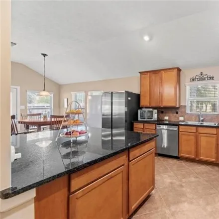 Image 7 - 19424 Alton Springs Drive, Harris County, TX 77433, USA - House for sale