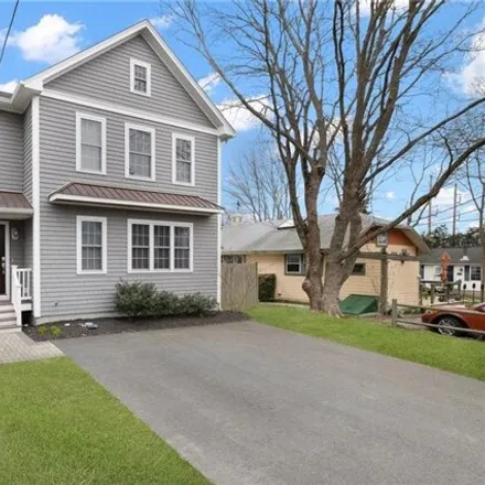 Buy this 3 bed house on 112 Massasoit Avenue in Portsmouth, RI 02871