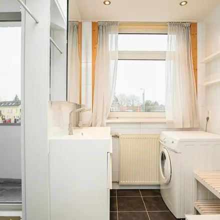 Rent this 3 bed apartment on Randweg 148B in 3074 BX Rotterdam, Netherlands