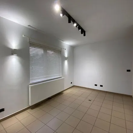 Rent this 2 bed apartment on Herkerstraat 8;10A-10B in 3500 Hasselt, Belgium
