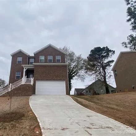 Buy this 5 bed house on 1399 Harvest Moon Way in Crestmont Heights, Shelby