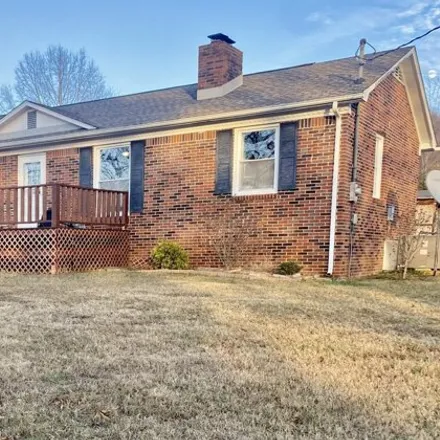 Buy this 3 bed house on 3625 Mount Zion Road in Viola, Warren County