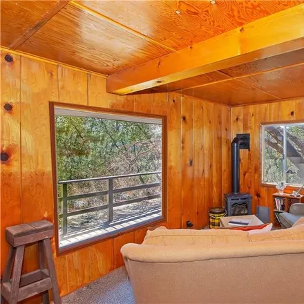 Image 7 - 29232 Lyon Drive, Cedar Glen, Lake Arrowhead, CA 92407, USA - House for sale