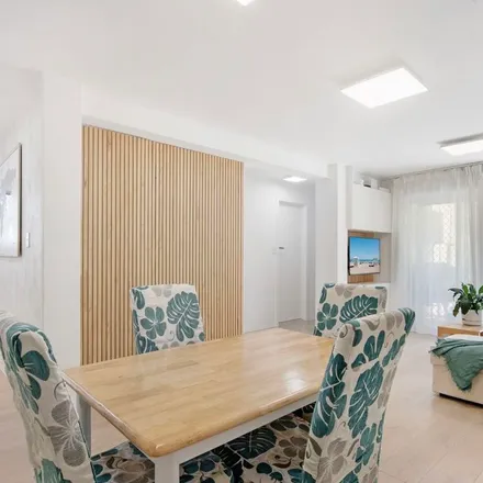 Rent this 2 bed apartment on Cafe on Hedges in Montana Road, Mermaid Beach QLD 4218