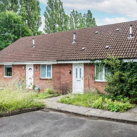 Rent this 1 bed house on 75 Raddlebarn Farm Drive in Stirchley, B29 6UN