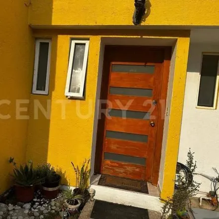 Buy this 4 bed house on unnamed road in 52945 Atizapán de Zaragoza, MEX