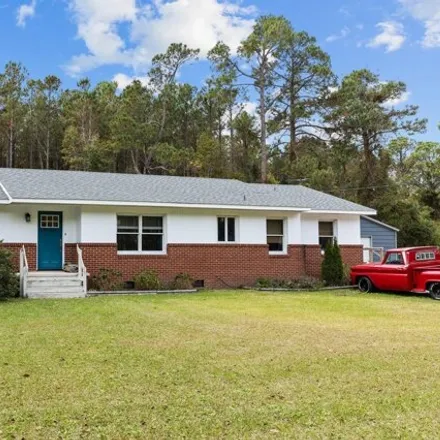Buy this 3 bed house on 2466 US 70 in North Harbor, Beaufort