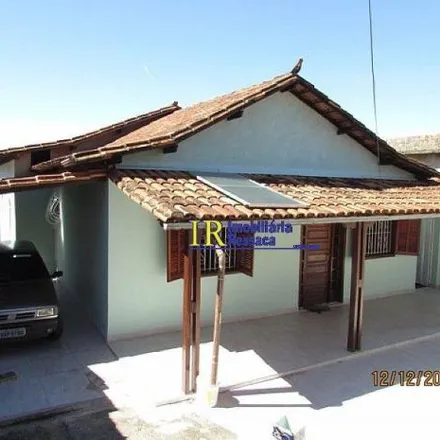 Buy this 3 bed house on Rua Lucia Canedo in Ressaca, Contagem - MG