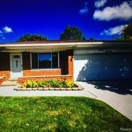 Rent this 3 bed house on 4241 Connie Drive in Sterling Heights, MI 48310